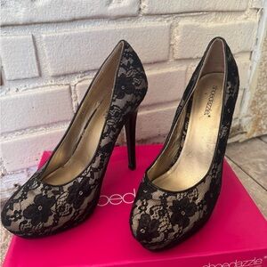 Shoe Dazzle Black Floral Lace Heels
